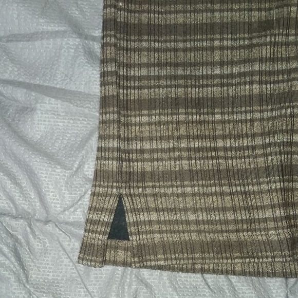 Mens Arrow striped sweater- neutral colors - Picture 7 of 8